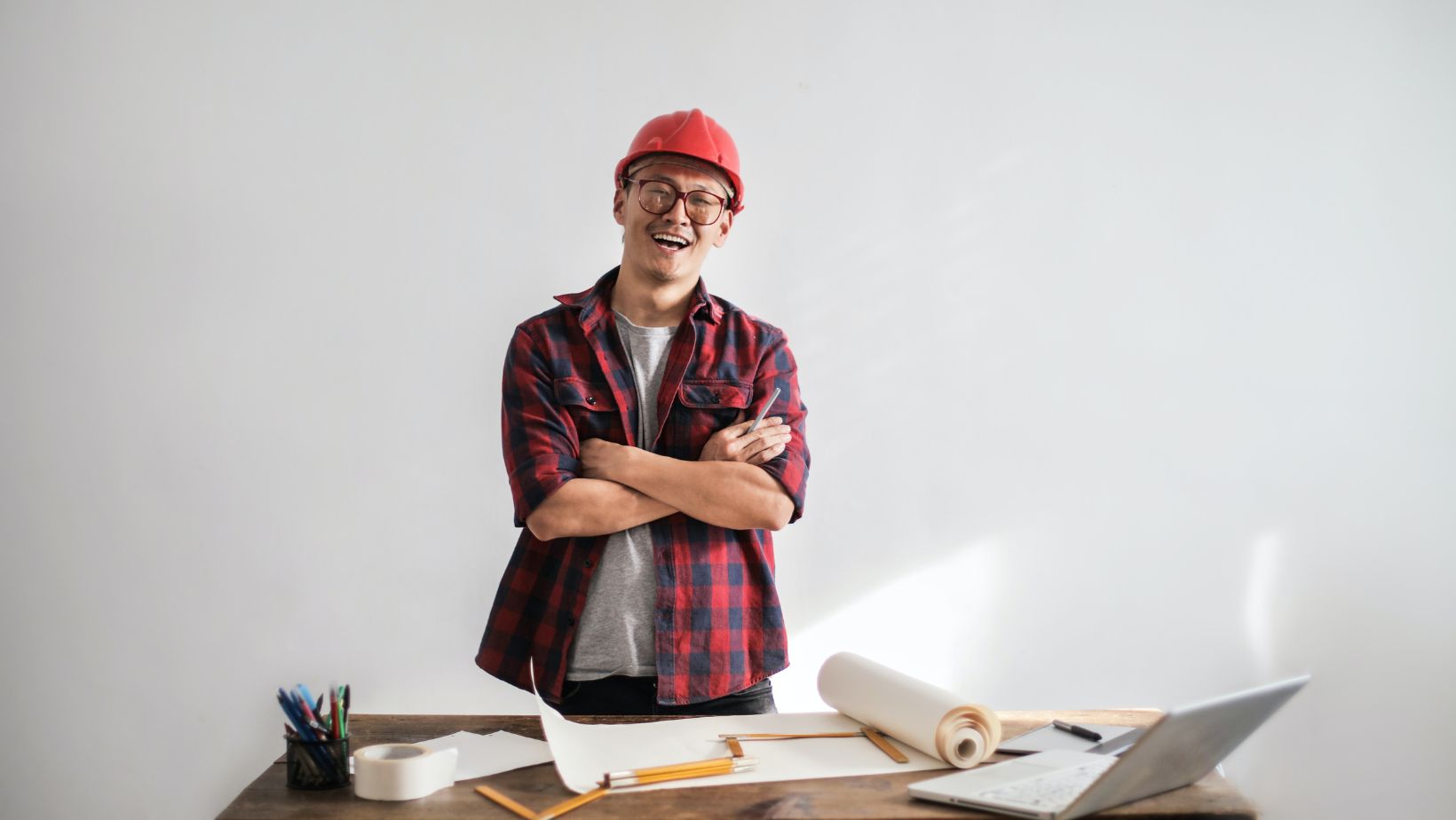 First steps to finding a roof repair contractor