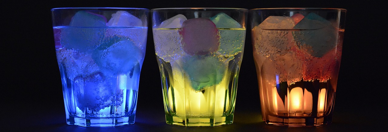 How to design a modern sports themed home bar