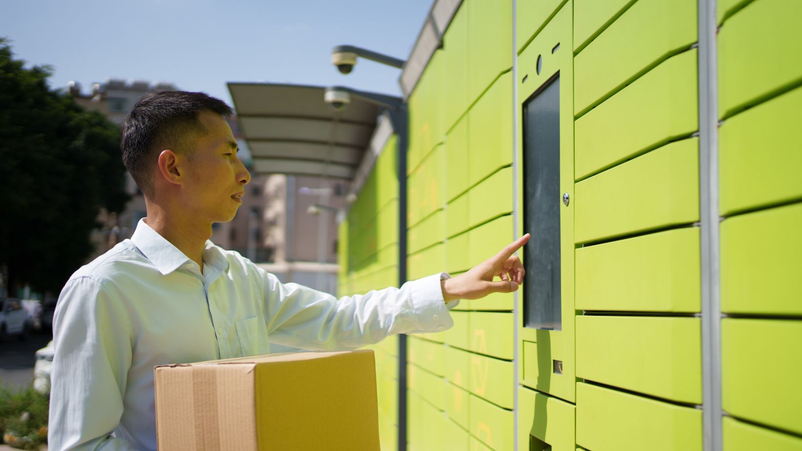 A deep dive into smart locker solutions