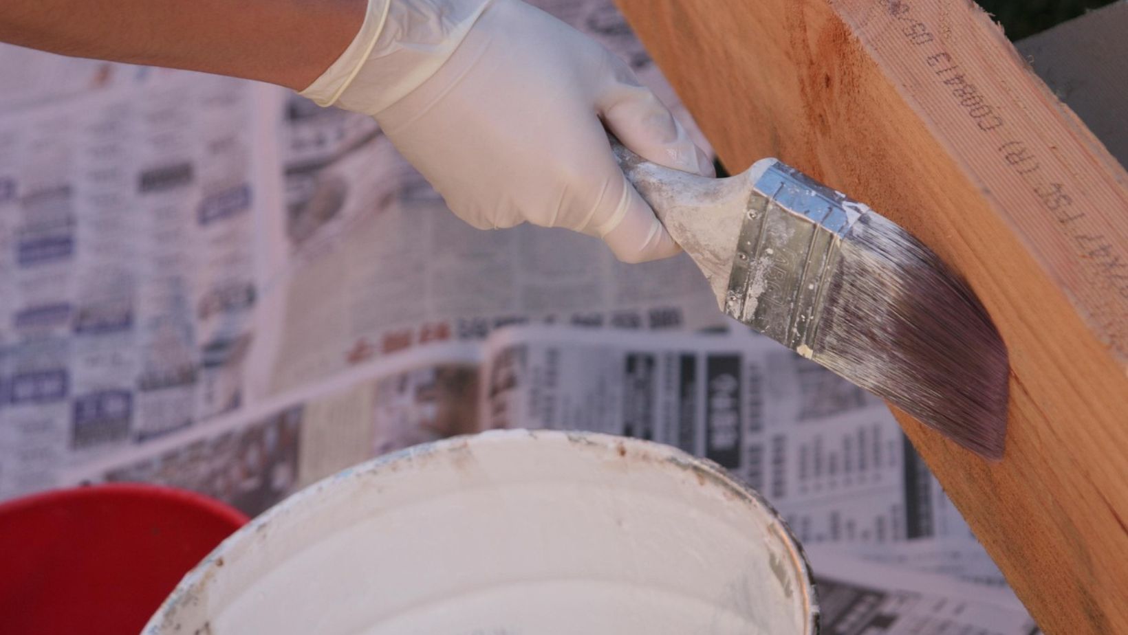 Tools for effortless paint removal and surface cleaning in home renovations