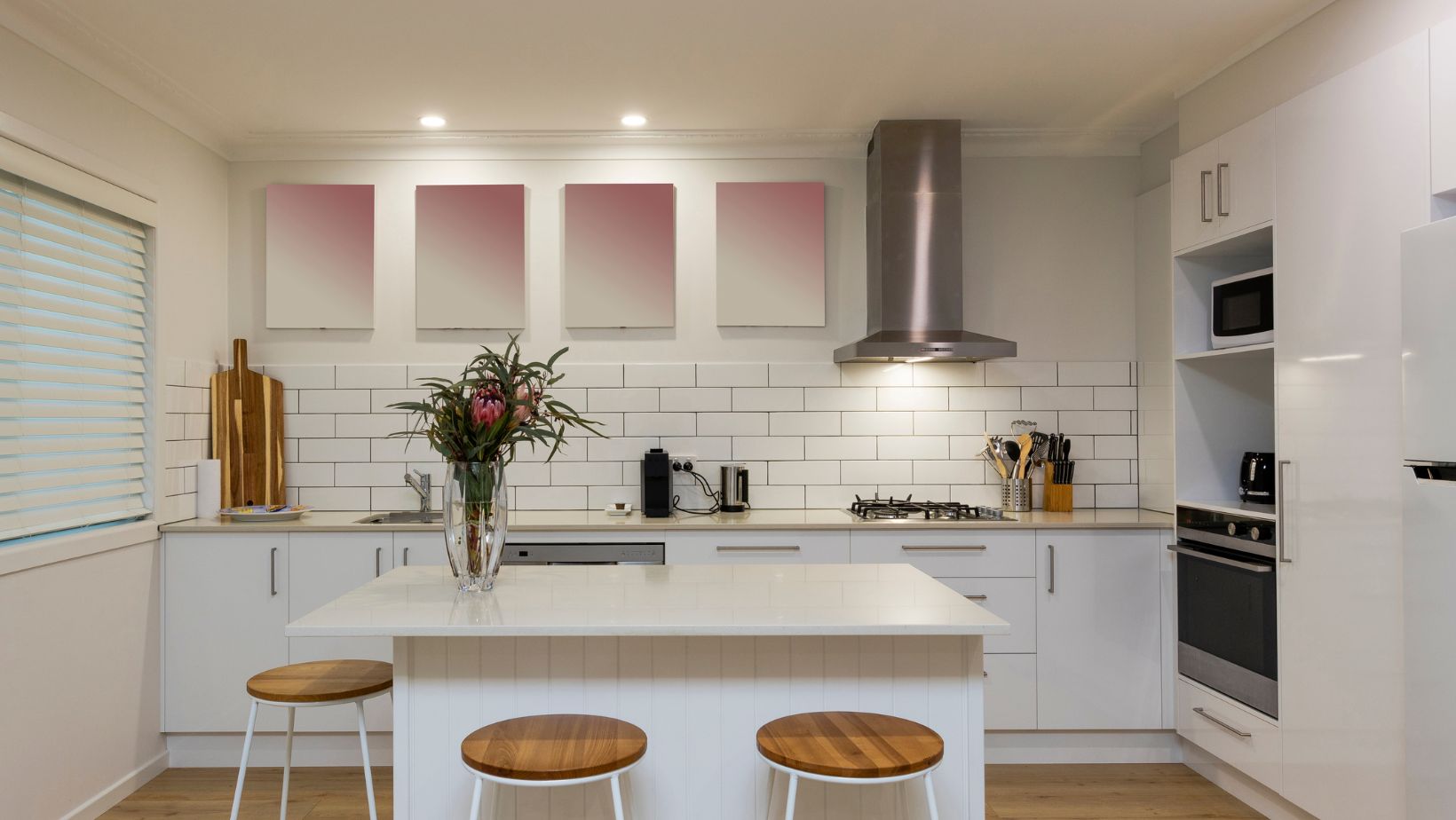 How to deal with cooking odours that linger for hours