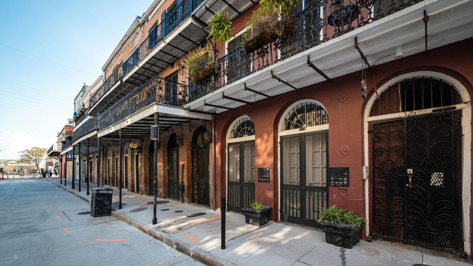 Flat vs pitched roofs whats great for new orleans architecture