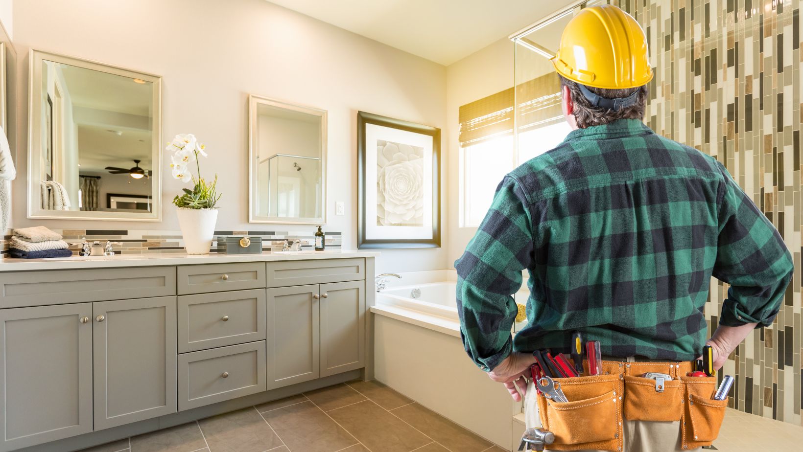 Maximizing space for your small bathroom remodeling an insight