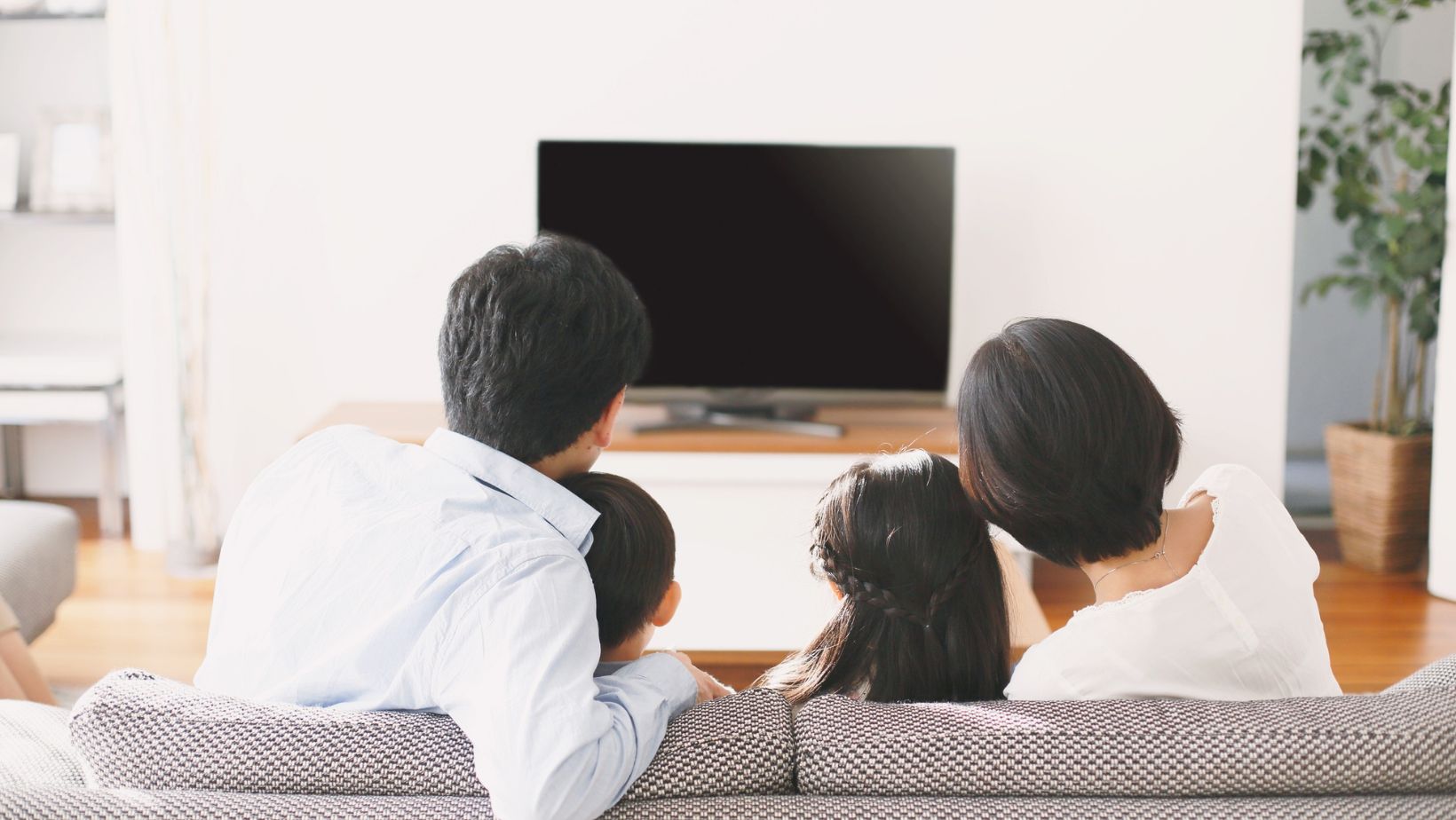 How professional tv mounting transforms your living room and why diy often fails