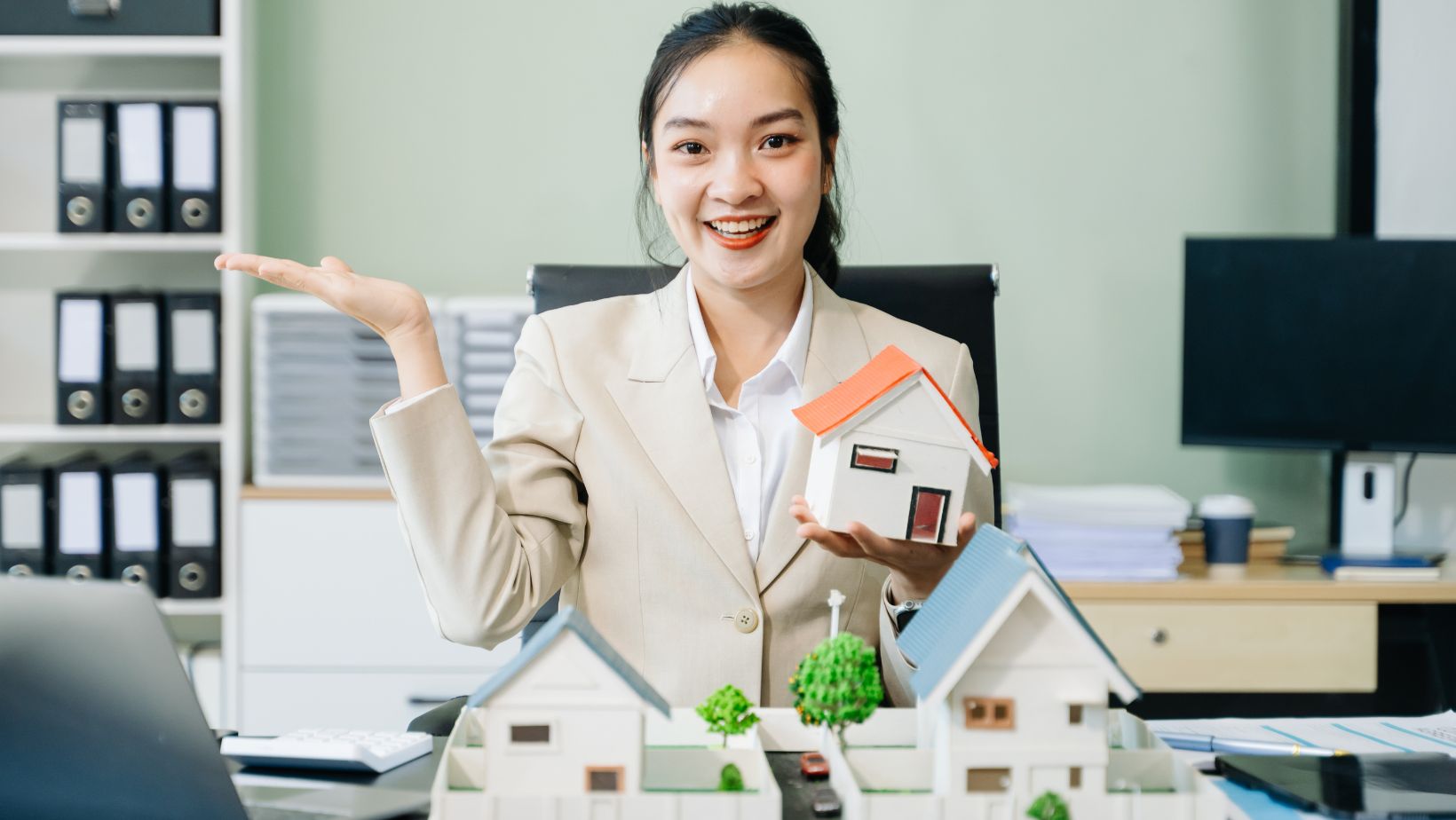 Tips for landlords to maximize returns with property management tools