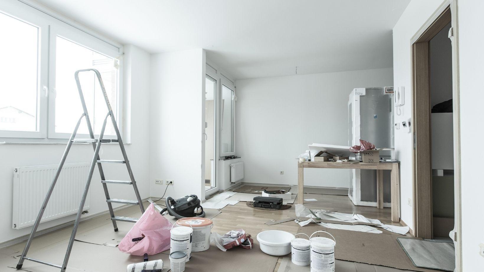 home renovation disaster, contractor issues renovation, renovation project fails, interior remodeling problems, renovation contractor tips, home upgrade mistakes, Pinterest renovation inspiration, renovation project management, regional renovation contractors, home improvement pitfalls